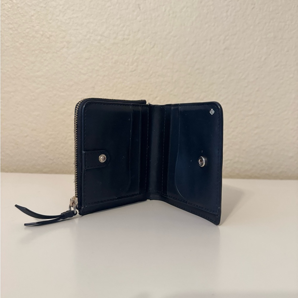 Kate Spade black leather crossbody bag and matching zip coin wallet. - Picture 5 of 9